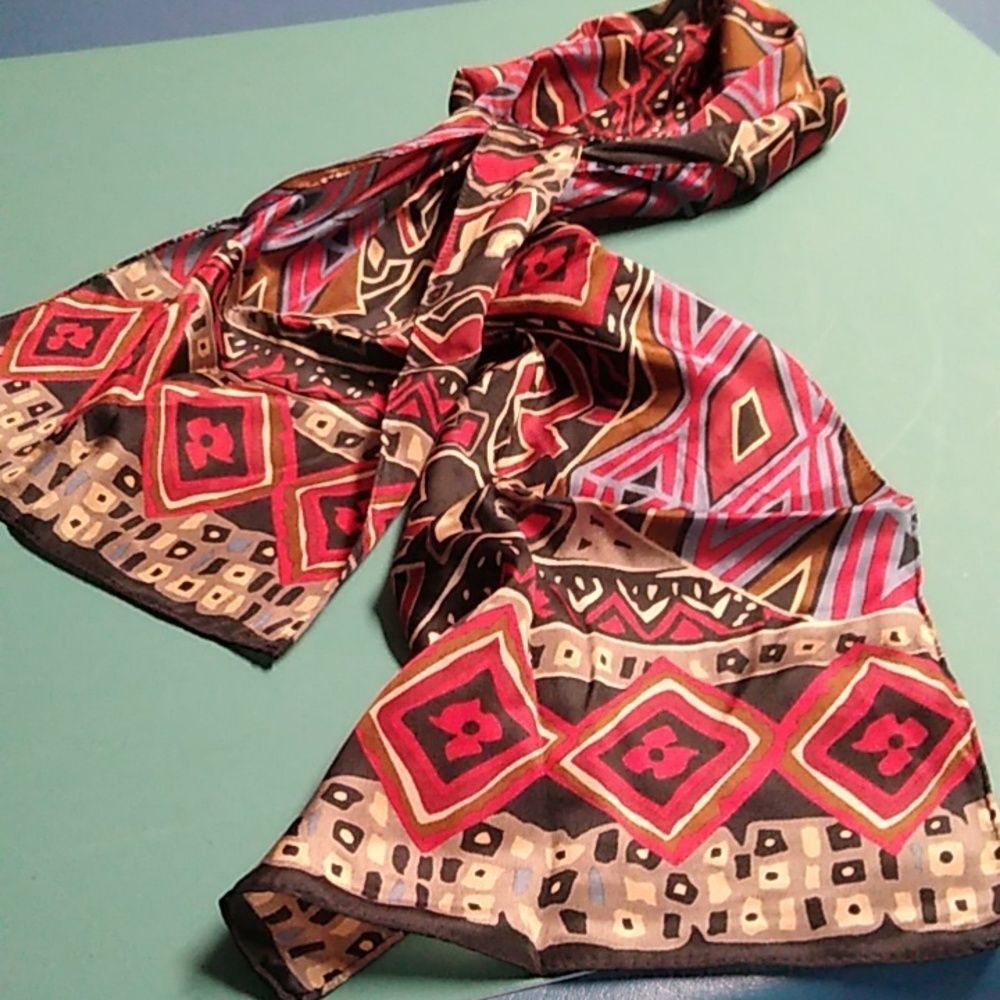 Liz Claiborne Silk Geometric Pattern Scarf Granny Chic Cottagecore